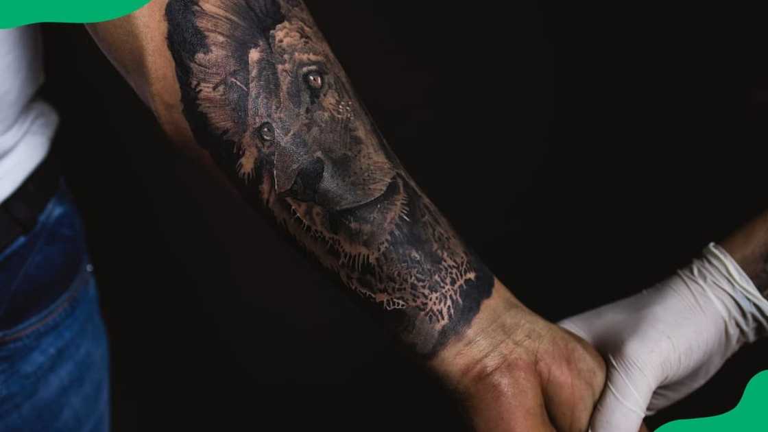 Which tattoo is best for the forearm? Which tattoo is best for the forearm?