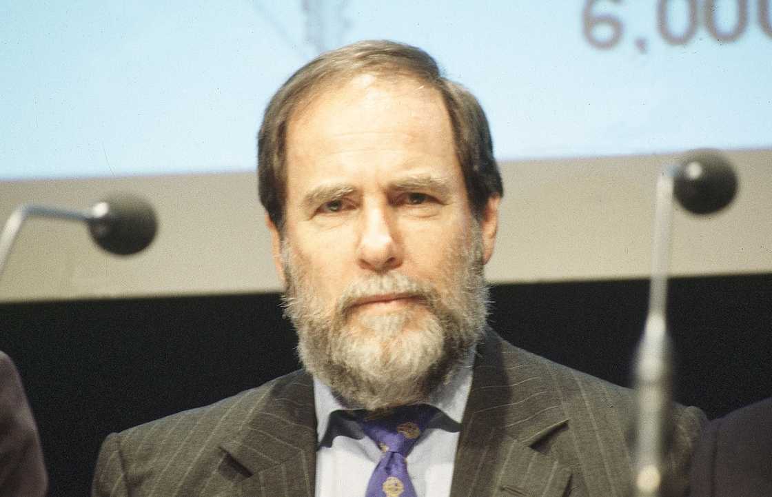 Nicky Oppenheimer Nicky Oppenheimer