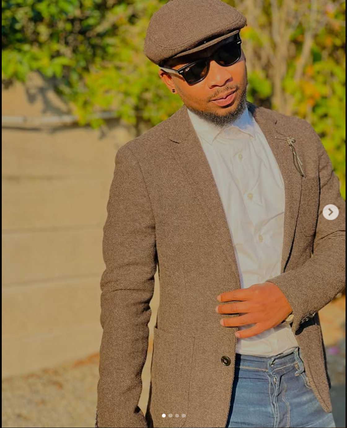 Monde Shange has started a podcast.