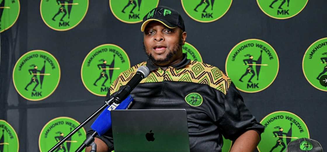 Social media reacted to Floyd Shivambu's drama with the MK Party Social media reacted to Floyd Shivambu's drama with the MK Party