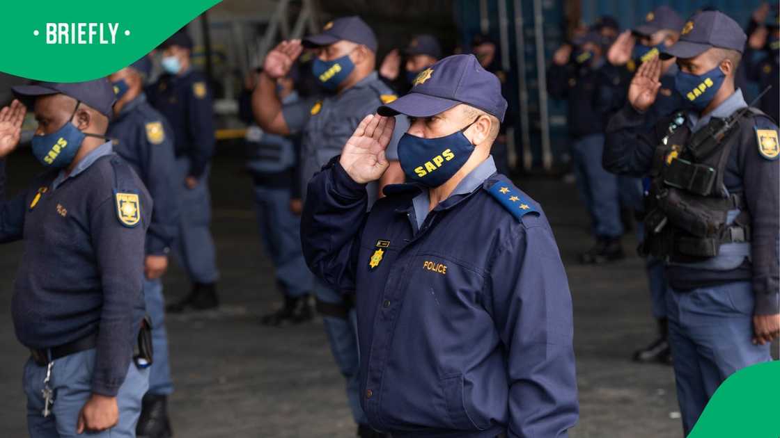 Police are on the hunt for two armed men in the Eastern Cape Police are on the hunt for two armed men in the Eastern Cape